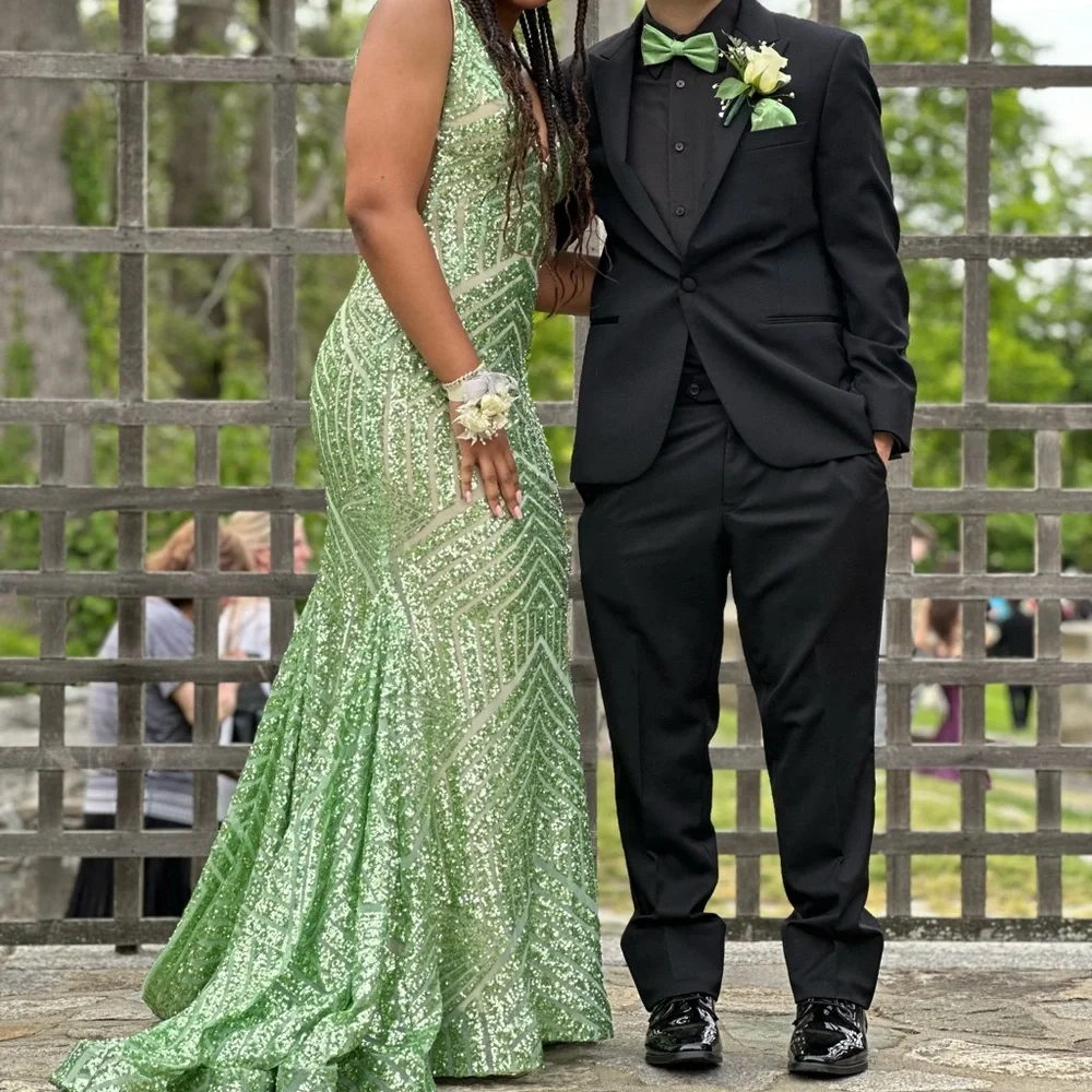 knee length dresses for ladies Green Tulle Long A-Line Prom Dress, Green Spaghetti Strap Evening Dres main image 1
